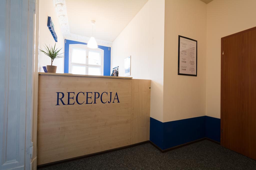 Hostel Awangarda Познань Экстерьер фото