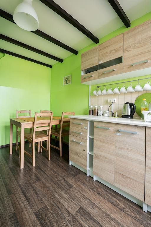 Hostel Awangarda Познань Экстерьер фото