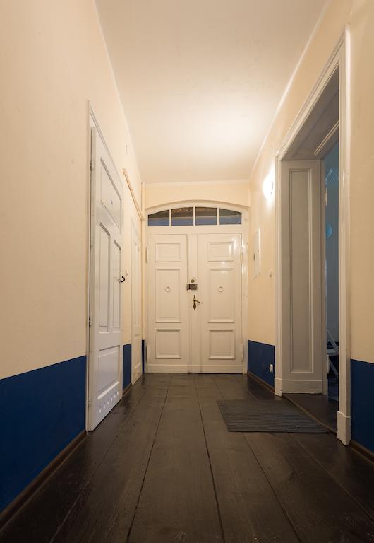 Hostel Awangarda Познань Экстерьер фото